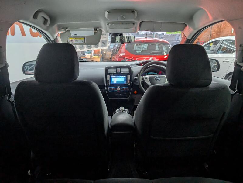 NISSAN LEAF