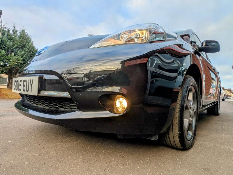 NISSAN LEAF