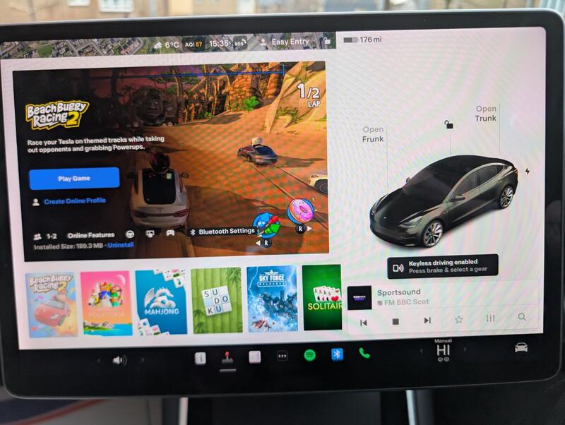 TESLA MODEL 3